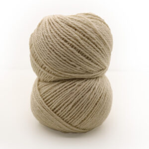 Sock yarn in white